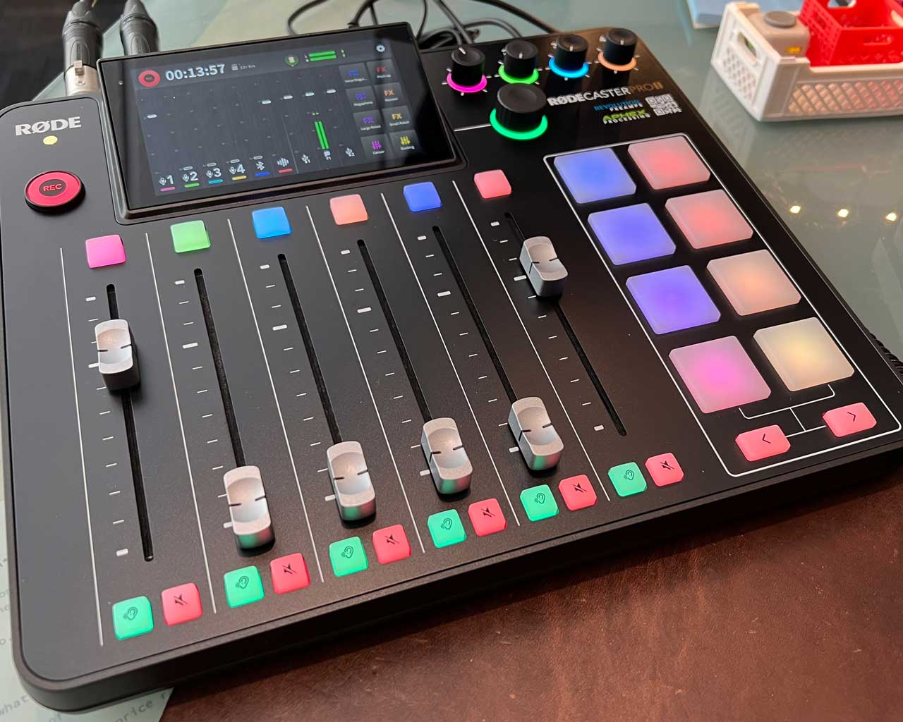 Rode RODECaster Pro II! Podcast Production Studio